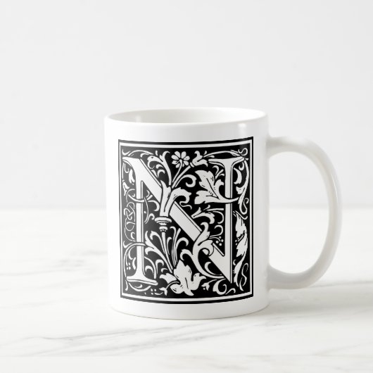 Letter N Mittelalterliche Monogram Art Nouveau Kaffeetasse (Rechts)