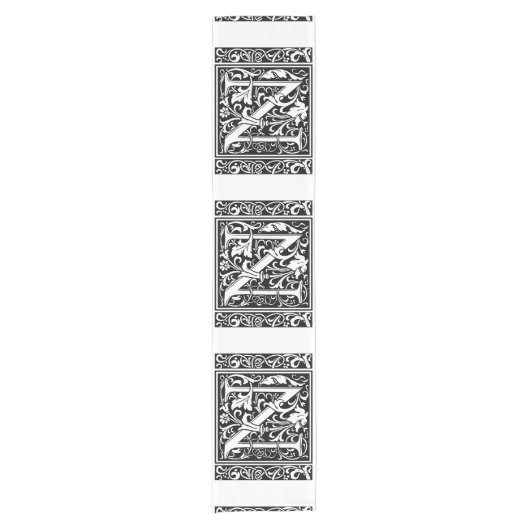 Letter N Mittelalterliche Monogram Art Nouveau Kurzer Tischläufer (Vorderseite)