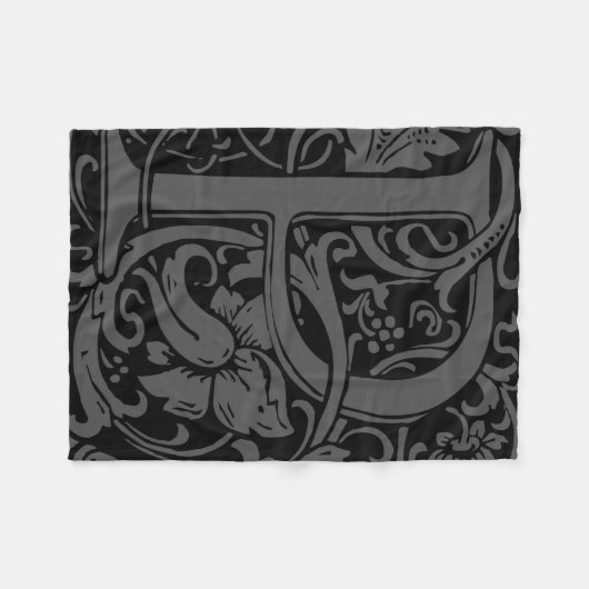 Letter P Mittelalterliche Monogram Art Nouveau Fleecedecke (Vorderseite (Horizontal))