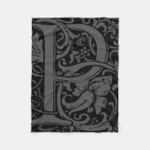 Letter P Mittelalterliche Monogram Art Nouveau Fleecedecke (Vorderseite)