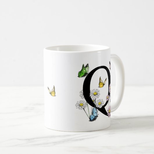 Letter Q Floral Butterfly Monogram Kaffeetasse (VorderseiteRechts)