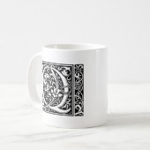Letter Q Mittelalterliche Monogram Art Nouveau Kaffeetasse (Vorderseite Links)
