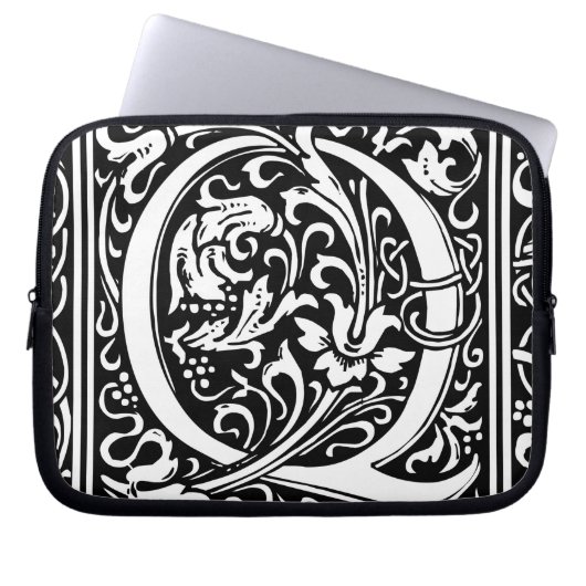 Letter Q Mittelalterliche Monogram Art Nouveau Laptopschutzhülle (Vorderseite)