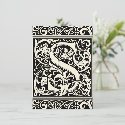 Letter S mittelalterliches Monogramm Art Nouveau Einladung (Stehend Vorderseite)