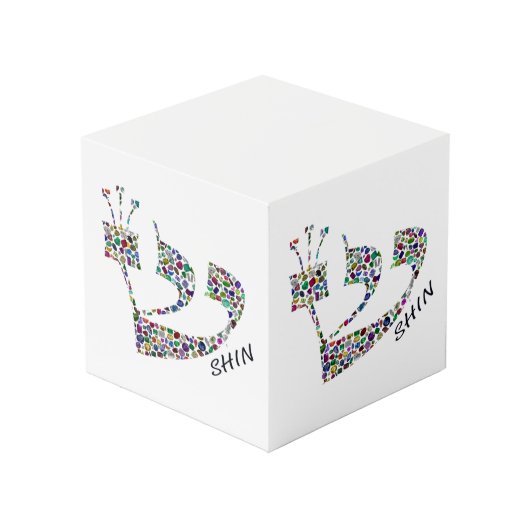 Letter Shin Würfel (Vorderseite Schrägansicht)