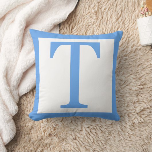 Letter T Baby Blue Border Kissen (Decke)