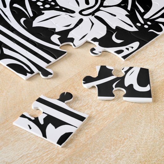 Letter T Mittelalterliches Monogramm Art Nouveau Puzzle (Seite)