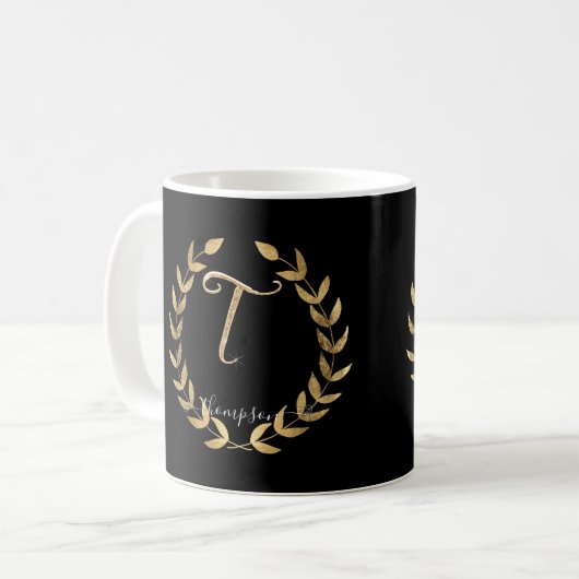 Letter T Monogram Black in Gold Script Name Kaffeetasse (Vorderseite Links)