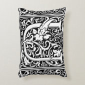 Letter U Medieval Monogram Art Nouveau Dekokissen (Vorderseite(Vertikal))