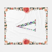 Letter V Monogramm Fleecedecke (Vorderseite (Horizontal))
