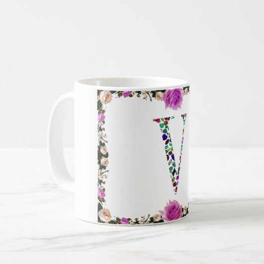 Letter V Monogramm Kaffeetasse (Vorderseite Links)