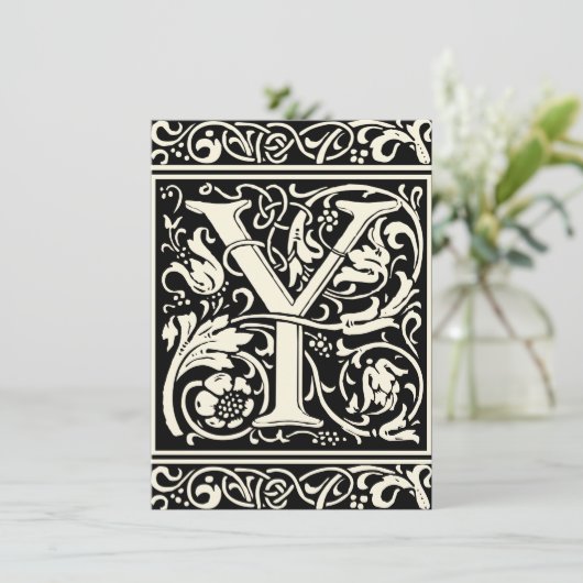 Letter Y Medieval Monogram Art Nouveau Einladung (Stehend Vorderseite)