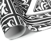 Letter Z Medieval Monogram Art Nouveau Geschenkpapier (Rolleneckpunkt)