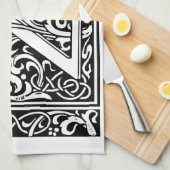 Letter Z Medieval Monogram Art Nouveau Geschirrtuch (Viertel Falte)