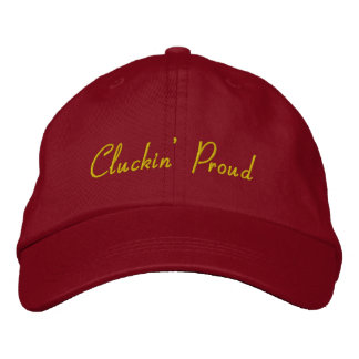 Lettering Cluckin’ Proud in Gold Bestickte Baseballkappe