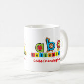 Letterland | Logo-Tasse Kaffeetasse (VorderseiteRechts)