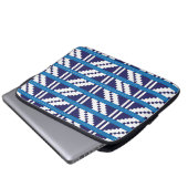 Lettisch-lettische Volkskunst in Blau Laptopschutzhülle (Vorne Knopf)