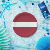 Lettische Flagge Pappteller (Party)