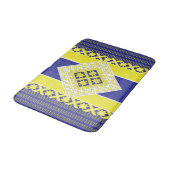 Lettische Volkskunst blau-gelbe geometrische Medal Badematte (Schrägansicht)