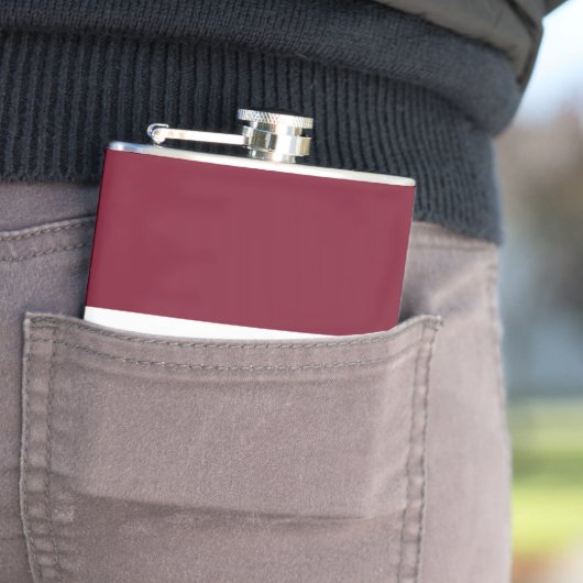 Lettland-Flagge Flachmann (Beispiel)