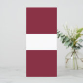 Lettland-Flagge Menükarte (Stehend Vorderseite)