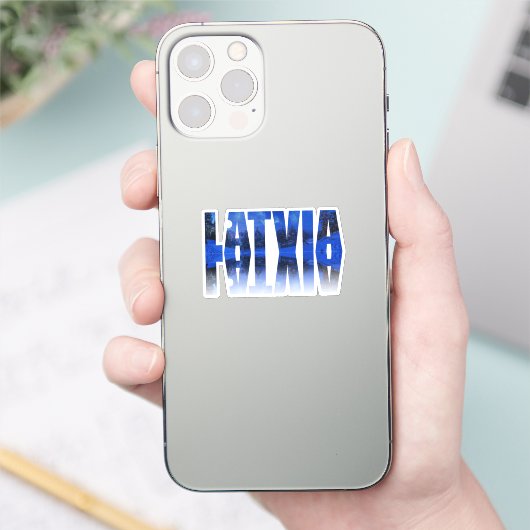 Lettland Winterabendtext mit Reflektion Aufkleber (Telefon)