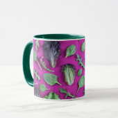 Lettuce-Grüntöne auf Lila Tasse (Vorderseite Links)