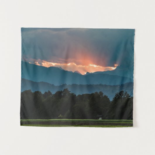 Letzte Sonnenstrahlen vor Sonnenuntergang Wandteppich (Vorderseite (Horizontal))