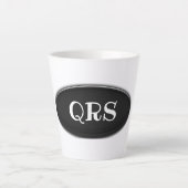 Letzte Tasse - Schwarzes Oval mit Initialen (Vorderseite)