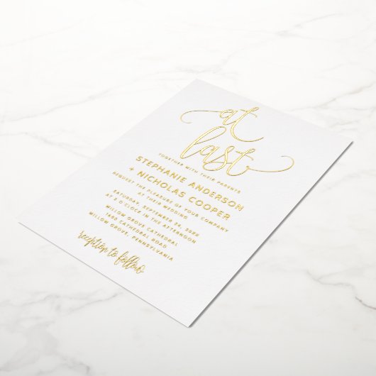 Letzten Endes eine schöne Script-Typografie-Hochze Folieneinladung (Gedreht)