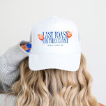 Letzten Toast an der Küste Aperol Spritz Bachelore Truckerkappe<br><div class="desc">Die "Last Toast on the Coast Aperol Spritz" ist eine lebendige Bachelorette-Suite, die das Wesen der Küstenfeiern einfängt. Das Design zeichnet sich durch zwei illustrierte Aperol Spritz Brillen aus, die sich inmitten von Orangenscheiben zusammenklammern und eine erfrischende und festliche Touch hinzufügen. Die Kollektion verwendet eine auffällige Kombination aus kühlem Blau...</div>