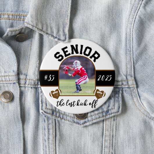 Letzter Anstoßknopf für den oberen Fußball Button (Beispiel)