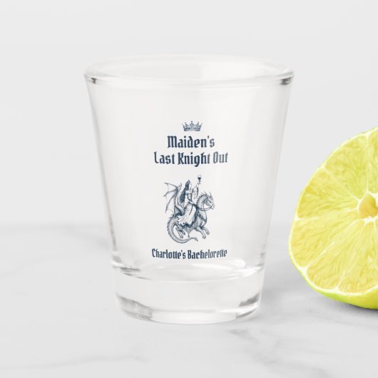 Letzter Ritter beim Junggesellinnenabschied im Mit Schnapsglas (Vorderseite)