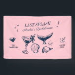 Letzter Splash Meerjungfrau Pink Beach Junggeselin Banner<br><div class="desc">Lassen Sie sich von diesem atemberaubenden Junggeselinnen-Abschied-Design in Ihrem Junggeselinnen-Abschied verwöhnen. Ob Sie einen Badeurlaub, einen Mädchenurlaub oder eine Verlobung mit Freunden feiern, dieses individuelle Stranddesign ist der perfekte Zusatz zu Ihrem unvergesslichen Junggeselinnen-Abschied. Fügen Sie Ihrem Junggeselinnen-Abschied eine persönliche Touch mit individuelle Name, Lage und Textoptionen hinzu, die speziell für...</div>