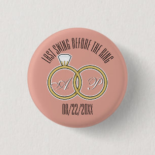 Letzter Swing vor der Ring Wedding Party Pink Button