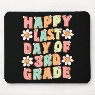 Letzter Tag der 3. Klasse Cute Groovy Drittklassle Mousepad