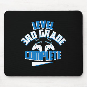 Letzter Tag der Schule Stufe 3 abgeschlossen Gamer Mousepad
