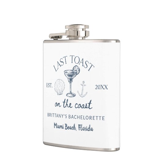 Letzter Toast am Junggeselinnen-Abschied am Strand Flachmann (Links)