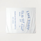 Letzter Toast am Junggeselinnen-Abschied am Strand Wandteppich (Vorderseite (Horizontal))