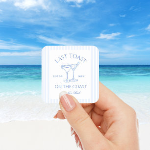 Letzter Toast am Küstenstrand Blaues Junggesellinn Quadratischer Aufkleber