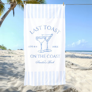 Letzter Toast auf der Küstenstraße Strandtuch