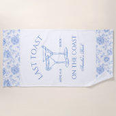 Letzter Toast auf der Küstenstraße Strandtuch (Vorderseite)