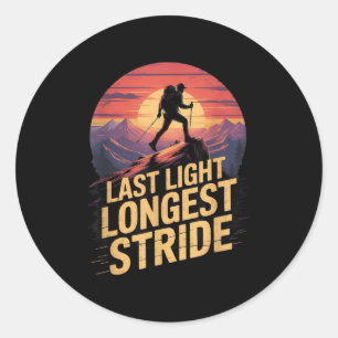 Letztes Licht Längster Schritt Sonnenuntergang Wan Runder Aufkleber