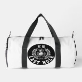 Letztes Loch Schwarz-Weiß-Monogramm-Wappen Duffle Bag (Rückseite)