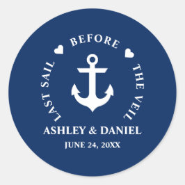 Letztes Segel vor der Schleier-Nautik-Hochzeit Runder Aufkleber