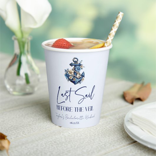 Letztes Segel vor Veil Bachelorette Wochenende Par Pappbecher (In Situ)