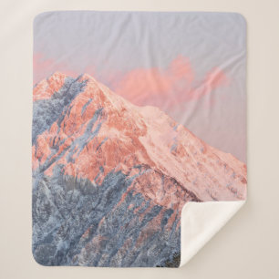 Letztes Sonnenlicht auf dem Berg Storžič, Slowenie Sherpadecke