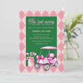 Letztes Swing Pink & Green Raute Golf Brautparty Einladung (Stehend Vorderseite)