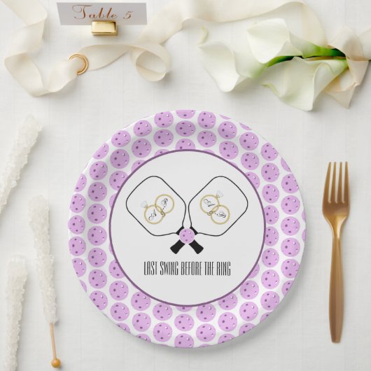 Letztes Swing vor der Ring-Hochzeit Pickleball Pappteller (Hochzeit)