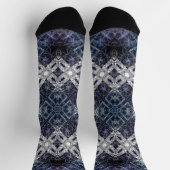 Leuchtblaues und weißes geometrisches Gitter Socken (Oben)
